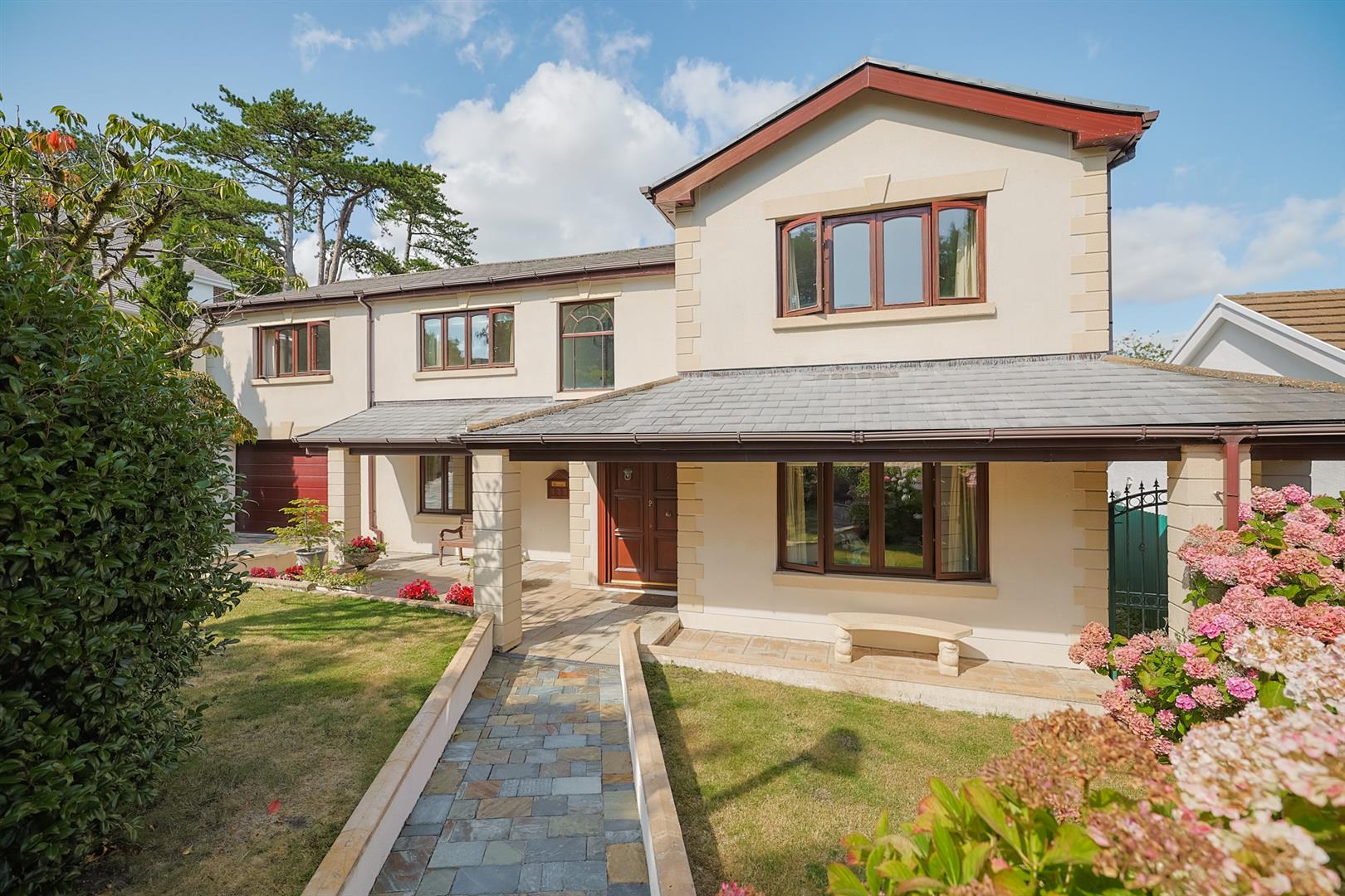 4 Palmyra Court, West Cross, Swansea, SA3 5TJ